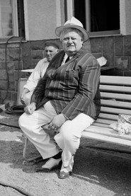 József Szendrő as Fogadós in A Cloudless Vacation 1968