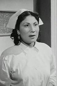 Aawatif Ramadan as الزوجة الأولى التي نصب عليها شوكت in Where I am and where are you? 1965