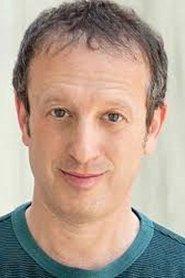 Jonny Solomon as Doctor in Peeky 2023