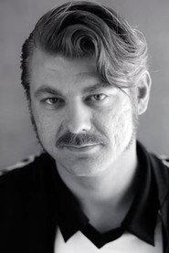Herold Vomeer as Bruno Glatzeder in Heikos Welt 2021