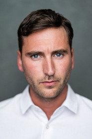 Jacob Roberts as Paul Ashton in Cara 2024