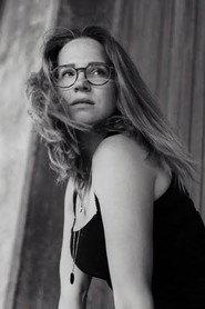 Susanne Kermer as Anna in Charly 2021