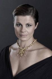 Eva Maria Marold as Frau Droste in Zwei Weihnachtshunde 2005