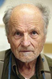 Antonio López García as Self in Dream of Light 1992