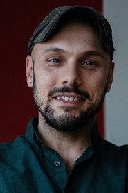 Alessandro Tonda as Prof. Maiello in Aquadro 2013