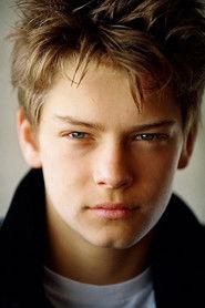 Oliver Adams as Bobby in American Crime 2004