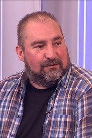 Mikica Petronijević as Vojin, sin in The Christmas Eve of 1943 2007