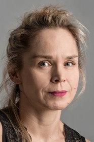 Karolina Adamczyk as Ela in Woman on the Roof 2022