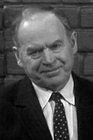 Alexander Petrov as Панкратов in The Last Meeting 1985