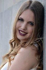 Lucia Carolina Pecrul as Tamy in Abzurdah 2015