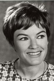 Földi Teri as Molnárné in Riddance 1973