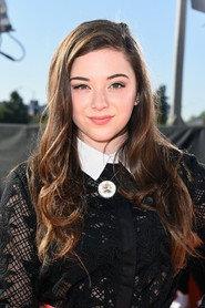 Ravin Spangler as Ravin Bennett Foxworth in Beverly Hills Christmas 2015