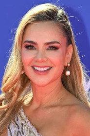 Ximena Córdoba as Rebeca Zambrano in Patricia, A Hidden Passion 2020