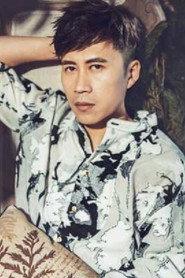 Lu Ye as Inn Host in Ping Mo Ce: The Red Sword of Eternal Love 2021