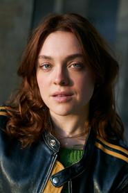 Amelie Hennig as Marie-Claire Shapiro in Blutspur Antwerpen 2025