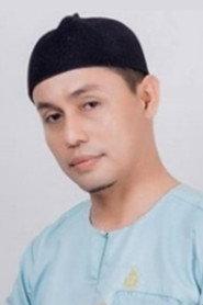 PU Ustaz Azman as Iskandar Shah in Hantu Ke Lima 2021