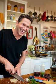Bob Blumer as Bill in The Way to the Heart 2024