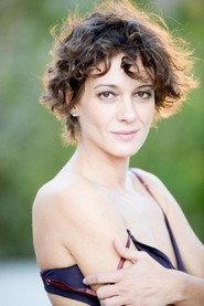 Cecilia Cinardi as Ivana in 68.415 2022