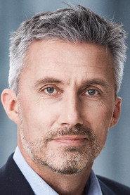 Morten Løkkegaard as Self (archive) in In Service of the Nation 2017