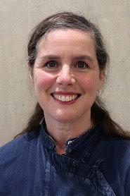 Elizabeth Hobbs as Narrator in The Emperor 2001