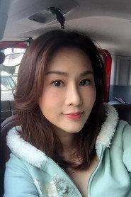 Barbie Liu as Qing Luan in Holyfox Son 2017