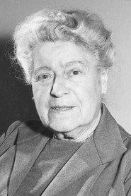 Rosa Albach-Retty as Fürstin Lobkowitz in Maria Ilona 1939