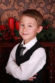 Ivan Dremach as Vlad (childhood) in Sinner 2014