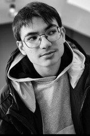 Guillaume Marolleau as Guillaume in Comprime Terrore 2023