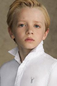 Dexter Sol Ansell as Charlie in 500 Miles 2026