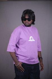 Sakthivel Kalkona as Urulai in Thatrom Thookrom 2020