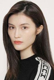 He Sui as Yeung Lin in Temporary Family 2014