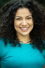 Badu Morais as Lúcia in August Sky 2020