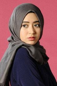 Natasha Farani as Nadya in #Modus 2016