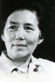 Jiang Yunhui as 沙鸥母亲 in The Drive to Win 1981