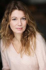 Juliette Meyniac as The executive assistant in Pain au chocolat 1998