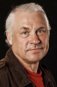Aleksandr Vorobyov as Sreda in Seven Tin Soldiers 1983