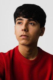 Iván Cornejo as El Músico in ¡Suerte! 2024