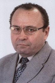 Valeriy Gromovikov as Валерий in Fall in Love and Neutralize 2015