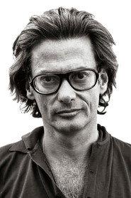 Richard Avedon as Self in Richard Avedon: Darkness and Light 1996