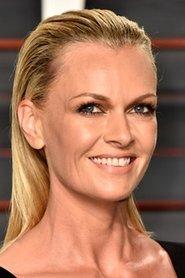 Sarah Murdoch as Candy in Head Over Heels 2001