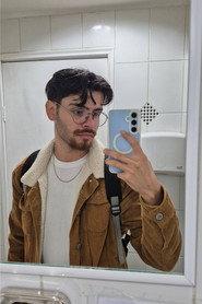 Francisco Espínola as Robert in I Just Wanna Feel Good 2025