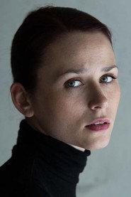Hana Drozdová as Adéla Francová in Falling Tears 2022