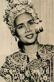 Somjit Sapsamruey as Wan in The Wife Eater 1974