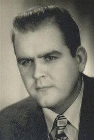 Risto Mäkelä as Taneli Puuska in Pikku suorasuu 1962