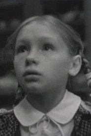 Oksana Zakharova as Natasha in Childhood Holidays 1981