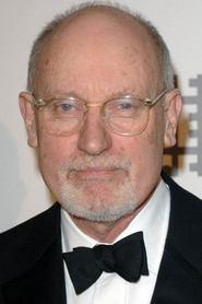 Stuart Baird as Self in U.S. Marshals: Anatomy of the Plane Crash 1998
