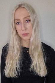 Pauline Leijen as Flickan in Motherly Love 2023