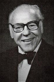 Gaylord Carter as Gaylord in Sunday Night at the Trocadero 1937