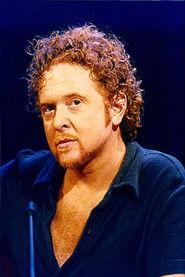 Mick Hucknall as Self in Una domenica sì 1986