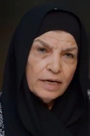 Enaam Salousa as Saneya in Back to Alexandria 2024